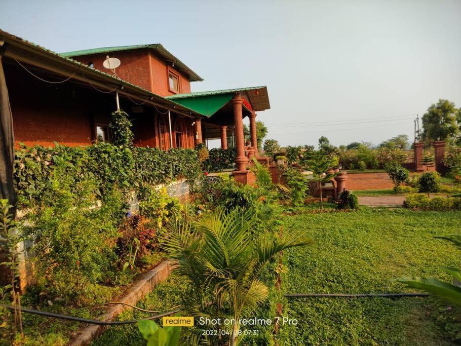 Stone Casa By Vgh 4Bhk Villa With Swimming Pool Mahabaleshwar Bagian luar foto