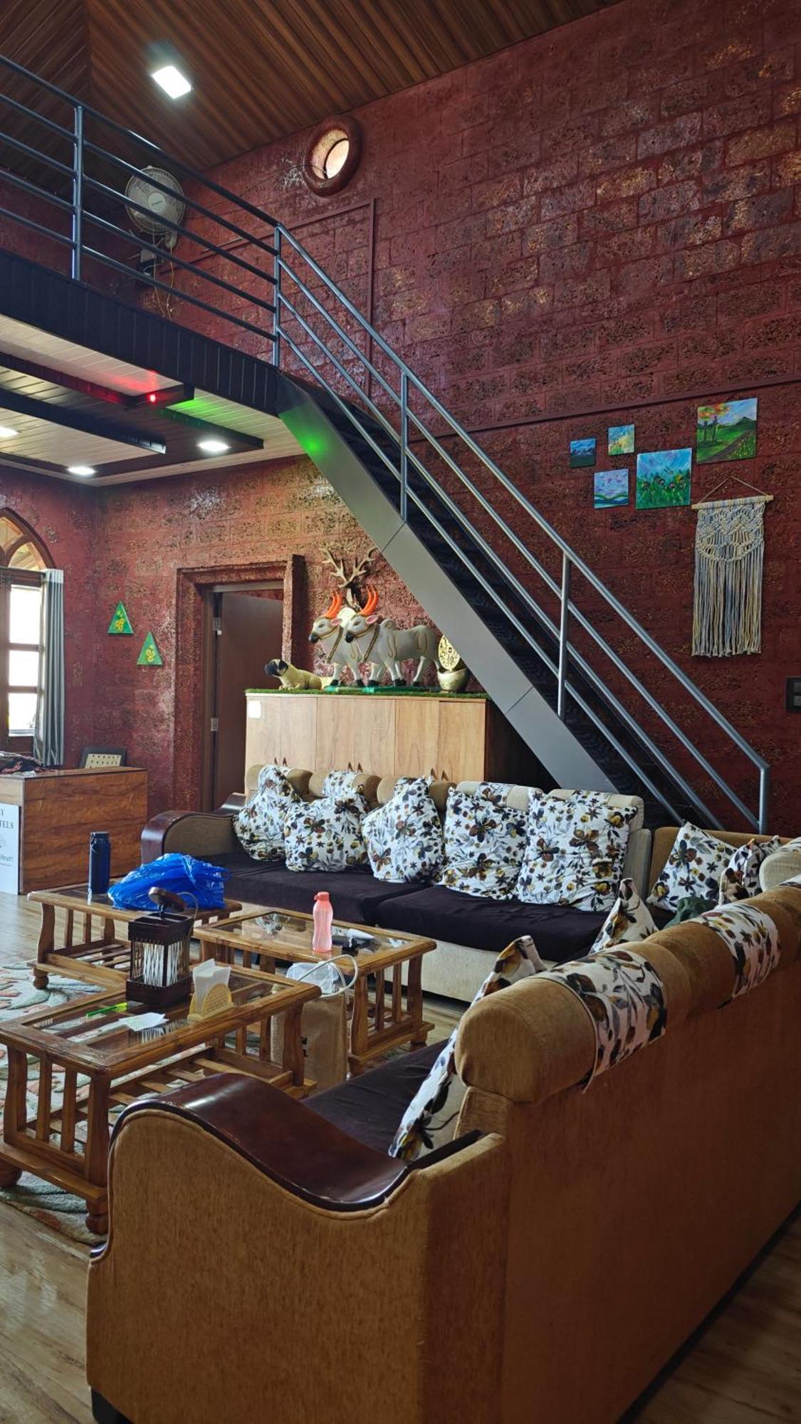 Stone Casa By Vgh 4Bhk Villa With Swimming Pool Mahabaleshwar Bagian luar foto