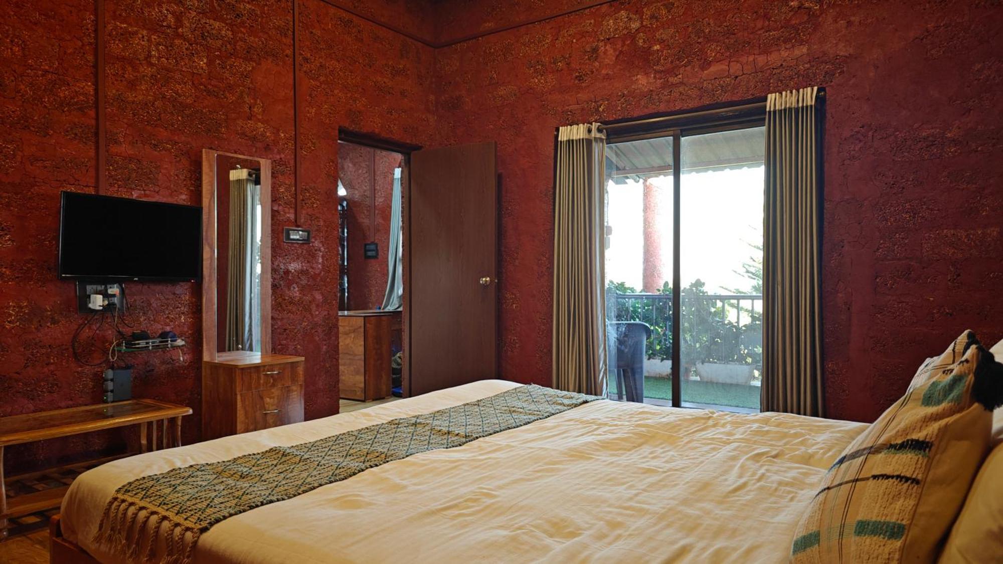 Stone Casa By Vgh 4Bhk Villa With Swimming Pool Mahabaleshwar Bagian luar foto